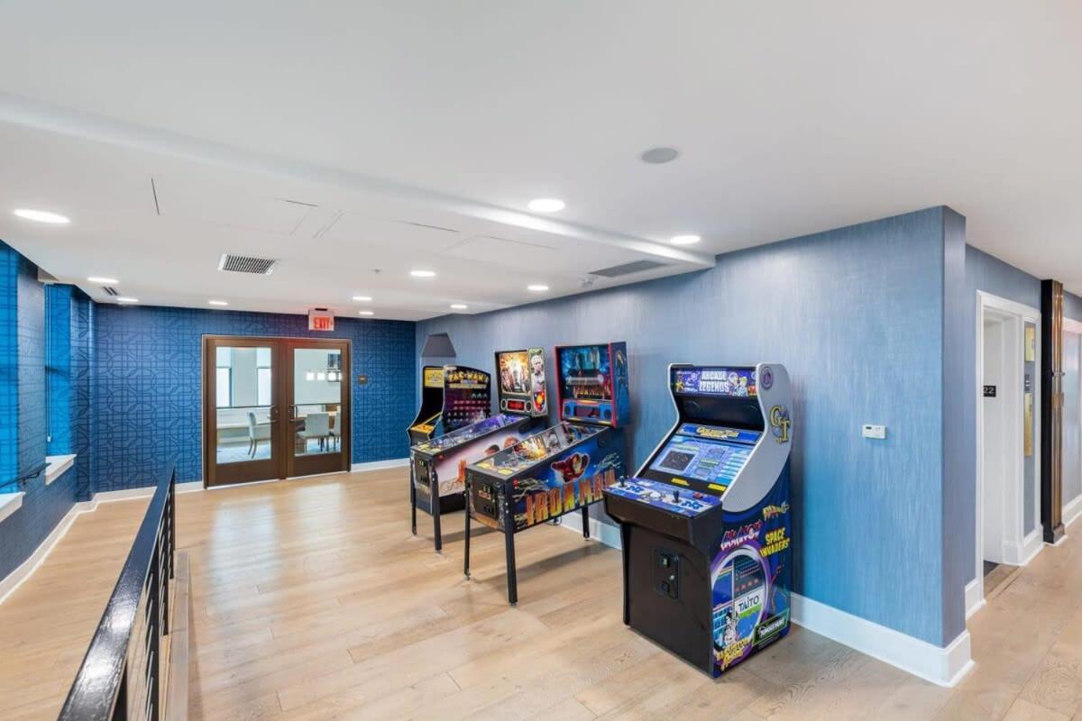 2b 2ba Luxury Downtown Rooftop Deck & Gym * Baltimore